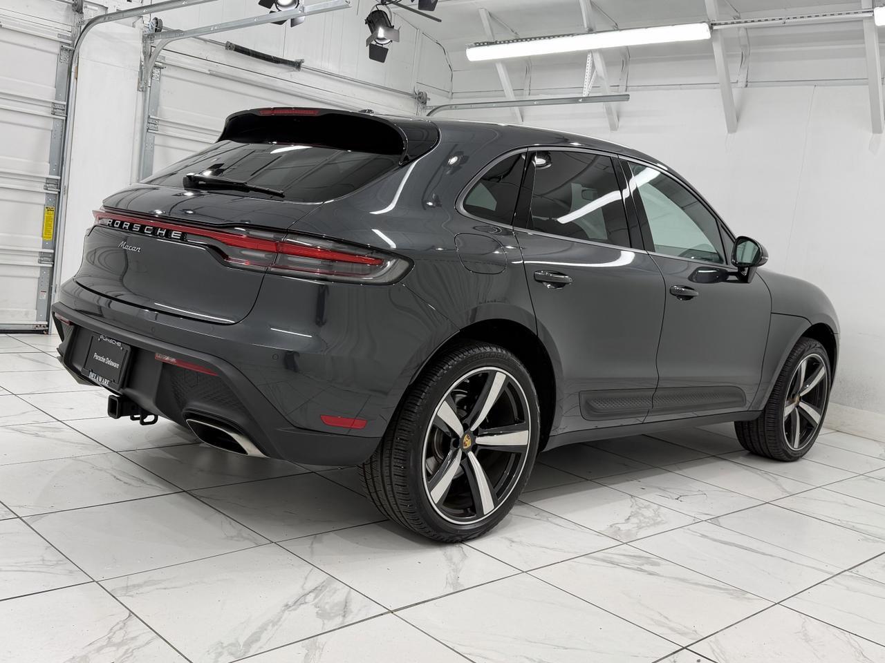 2022 Porsche Macan Newark DE