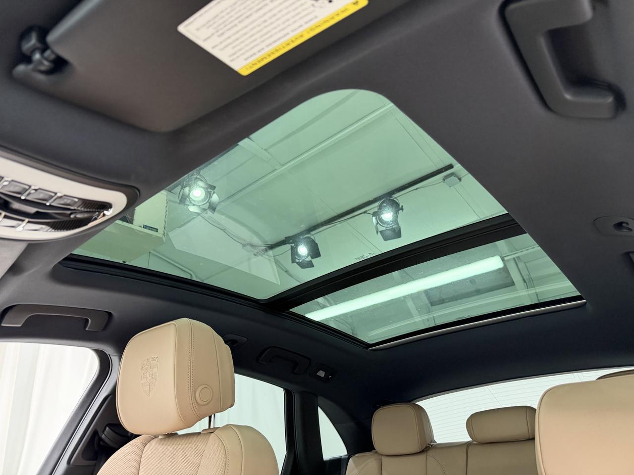 2022 Porsche Macan Newark DE