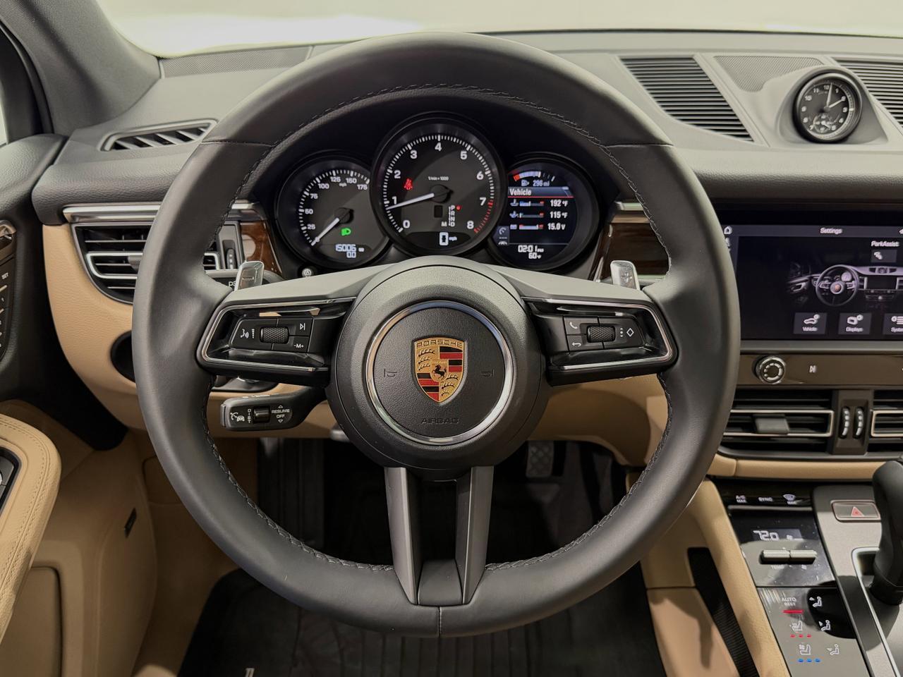 2022 Porsche Macan Newark DE