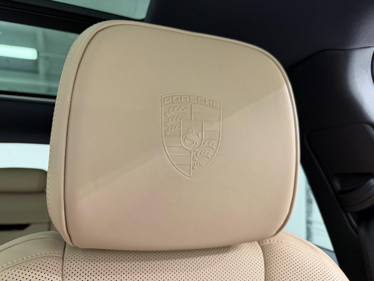 2022 Porsche Macan Newark DE