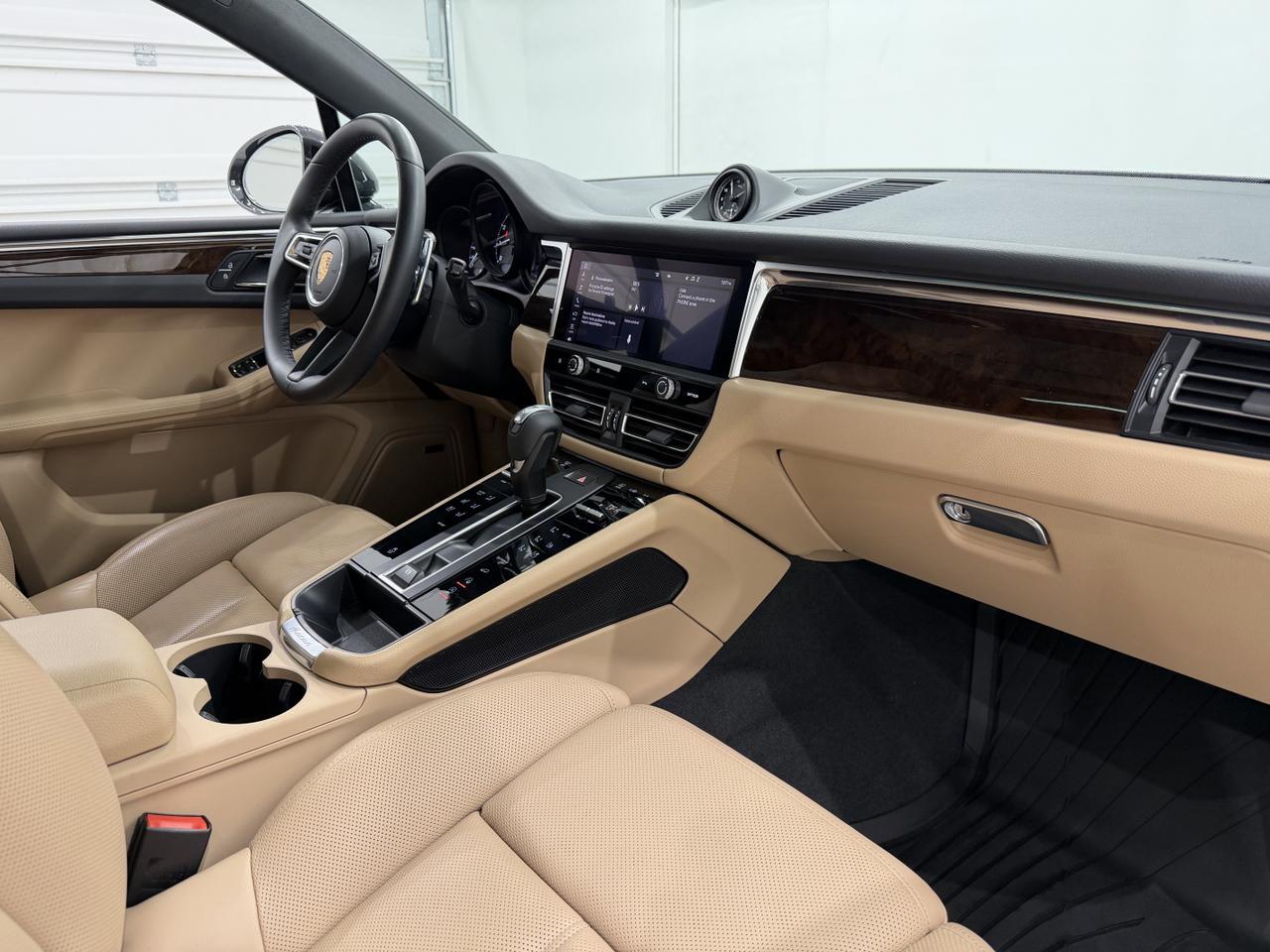 2022 Porsche Macan Newark DE