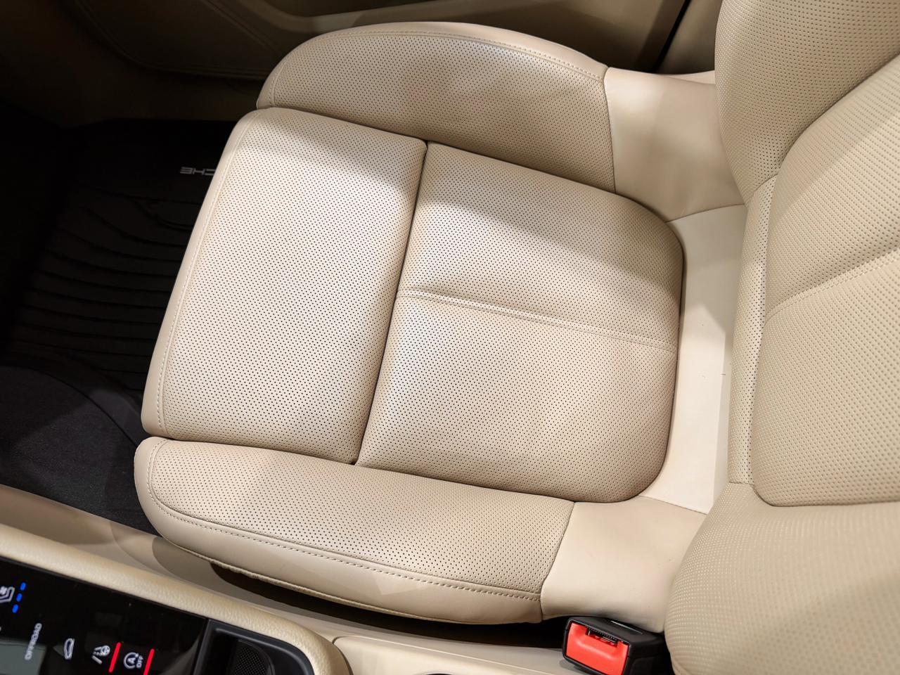 2022 Porsche Macan Newark DE