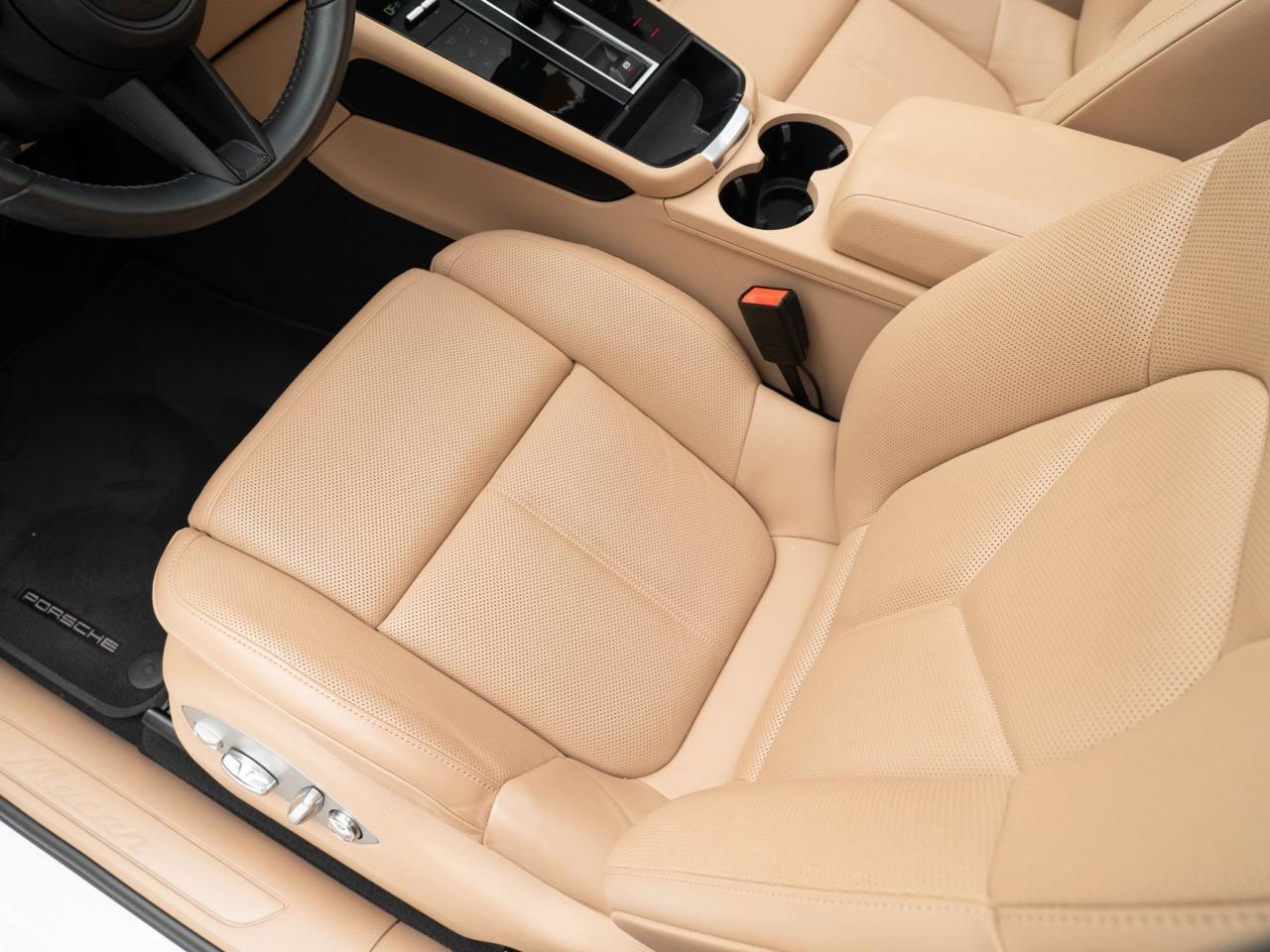 2022 Porsche Macan Pompano Beach FL