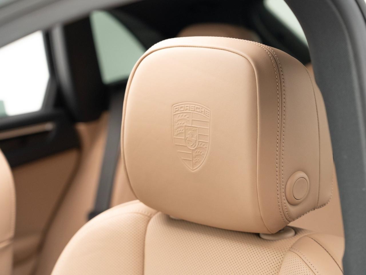 2022 Porsche Macan Pompano Beach FL