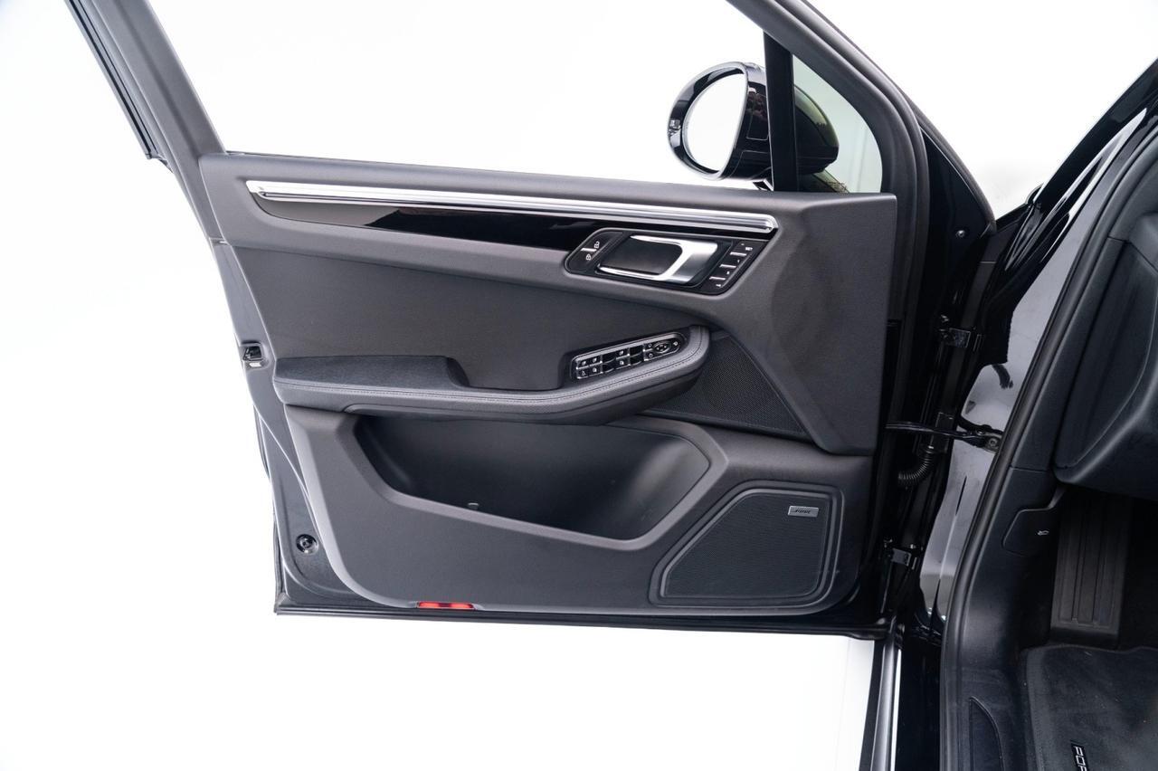 2022 Porsche Macan Pompano Beach FL