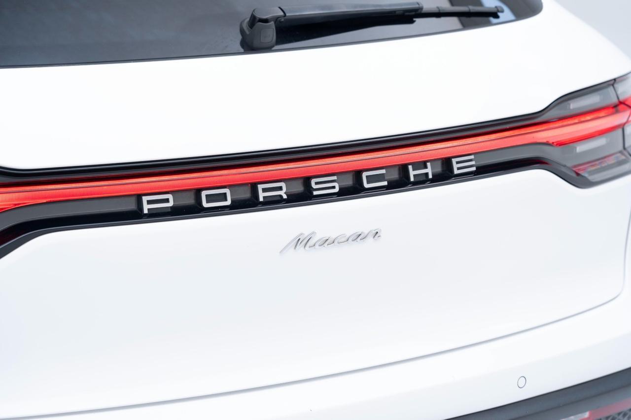 2022 Porsche Macan Pompano Beach FL