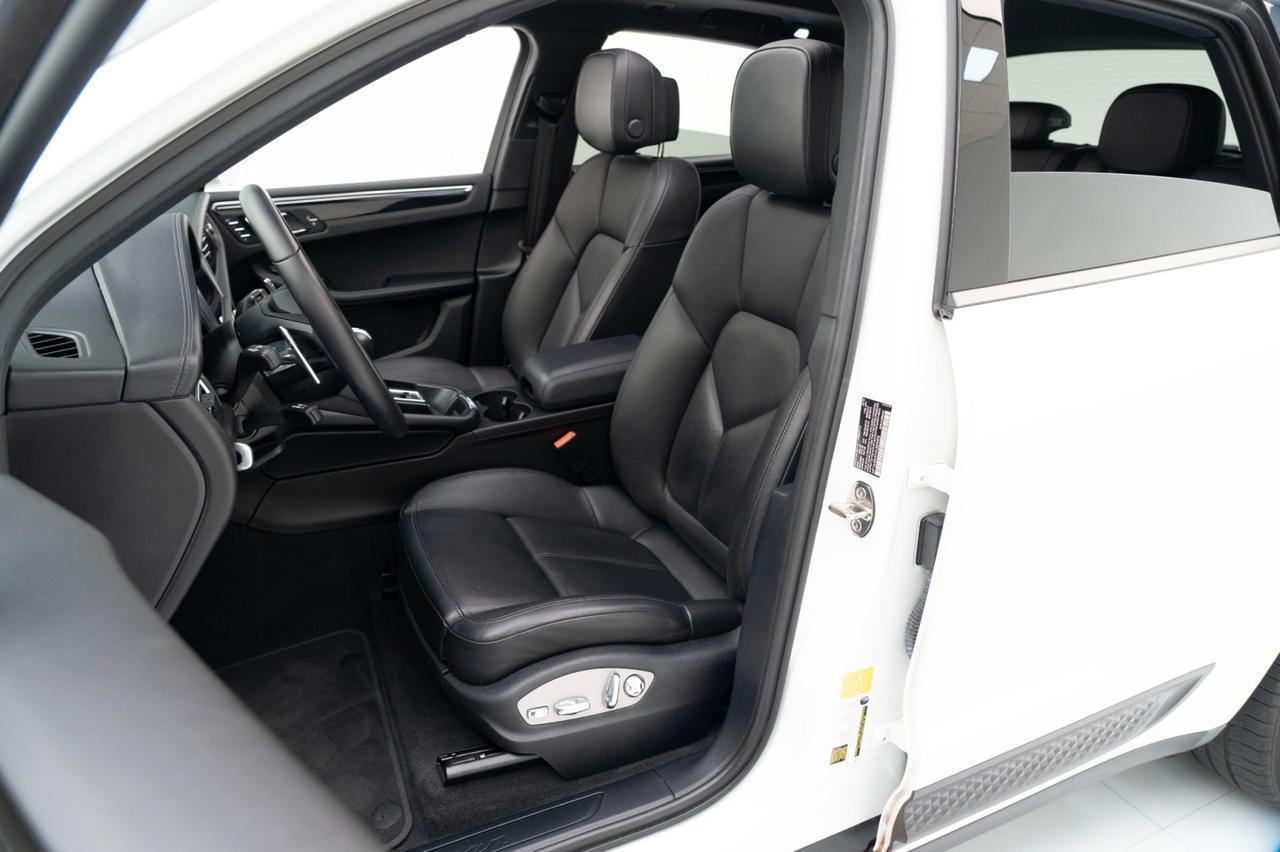 2022 Porsche Macan Pompano Beach FL