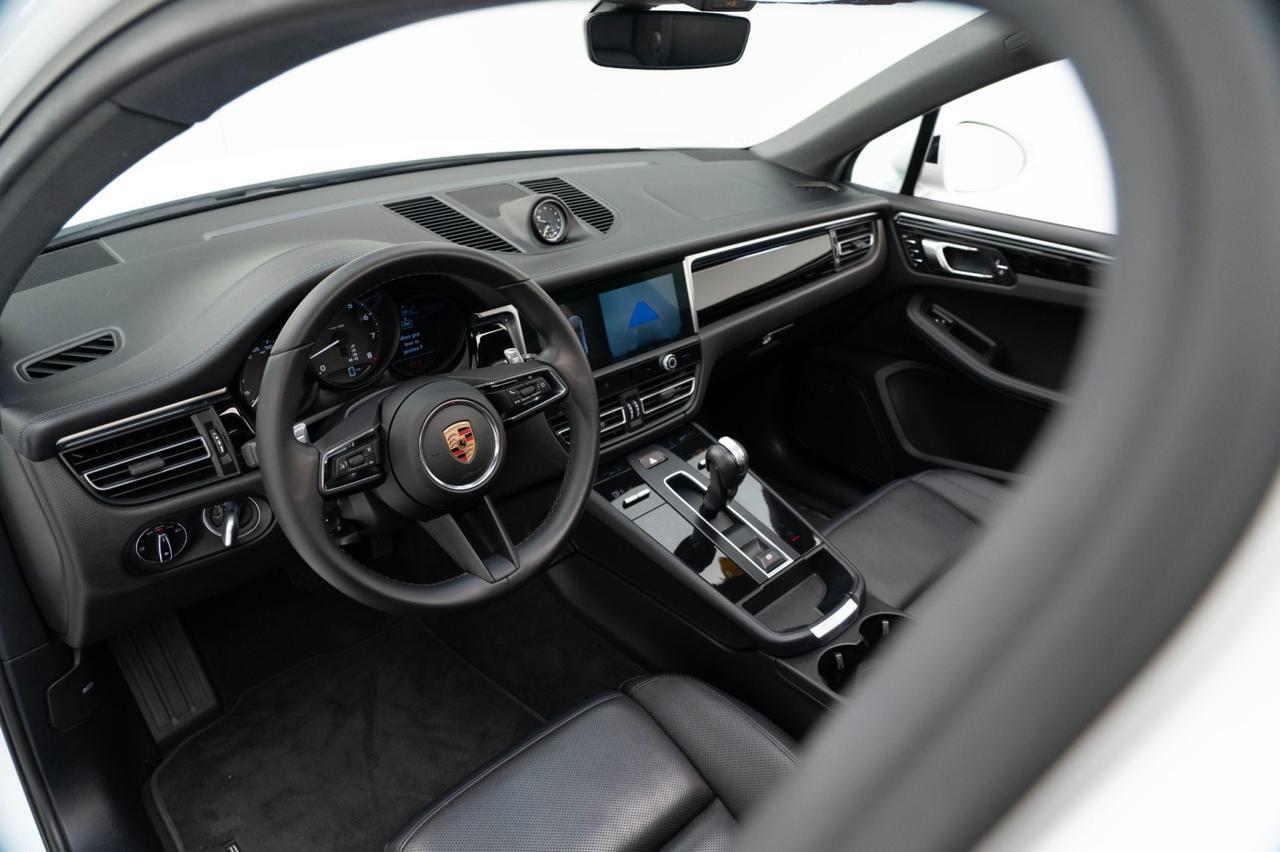 2022 Porsche Macan Pompano Beach FL