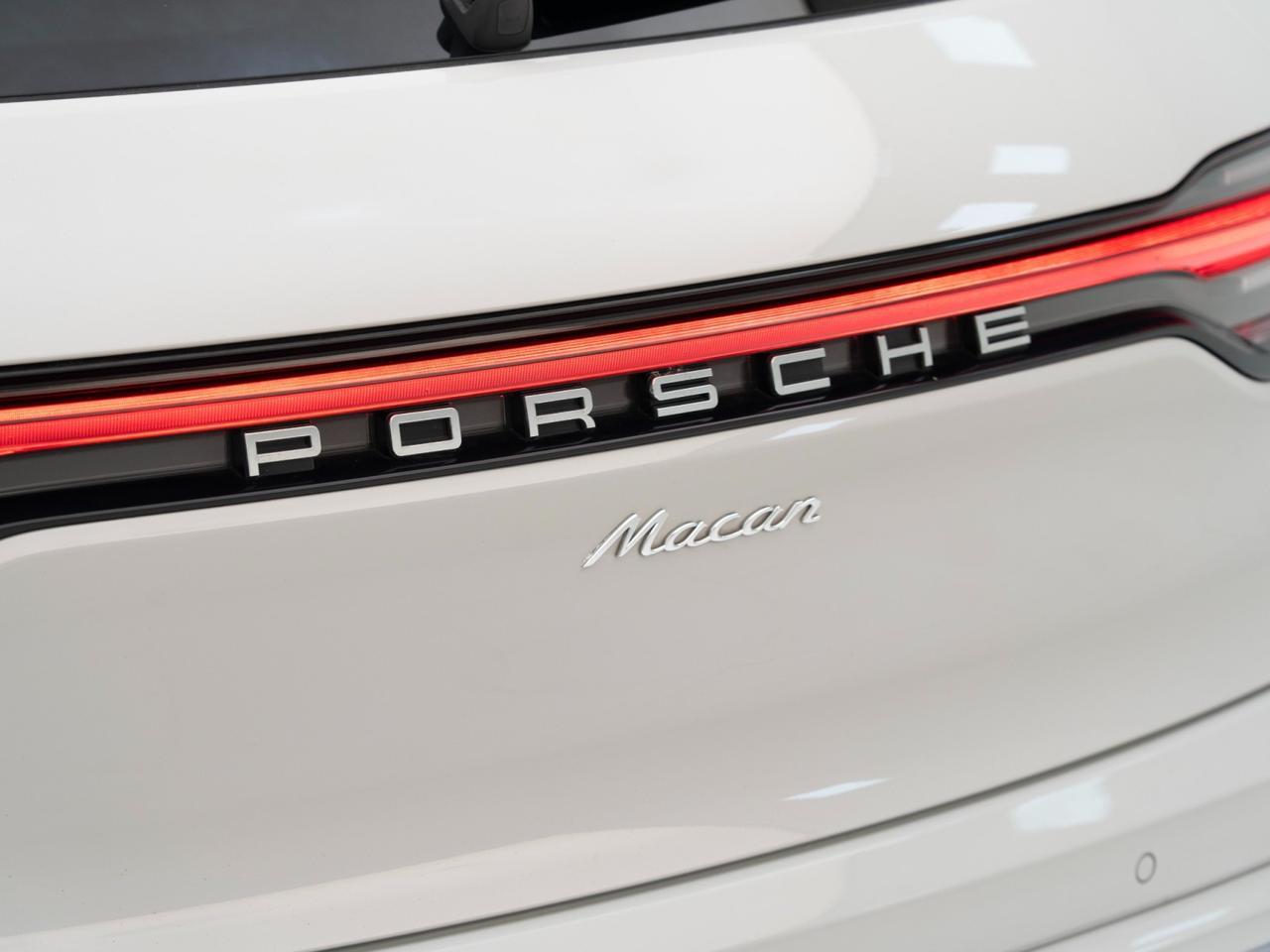 2022 Porsche Macan Pompano Beach FL