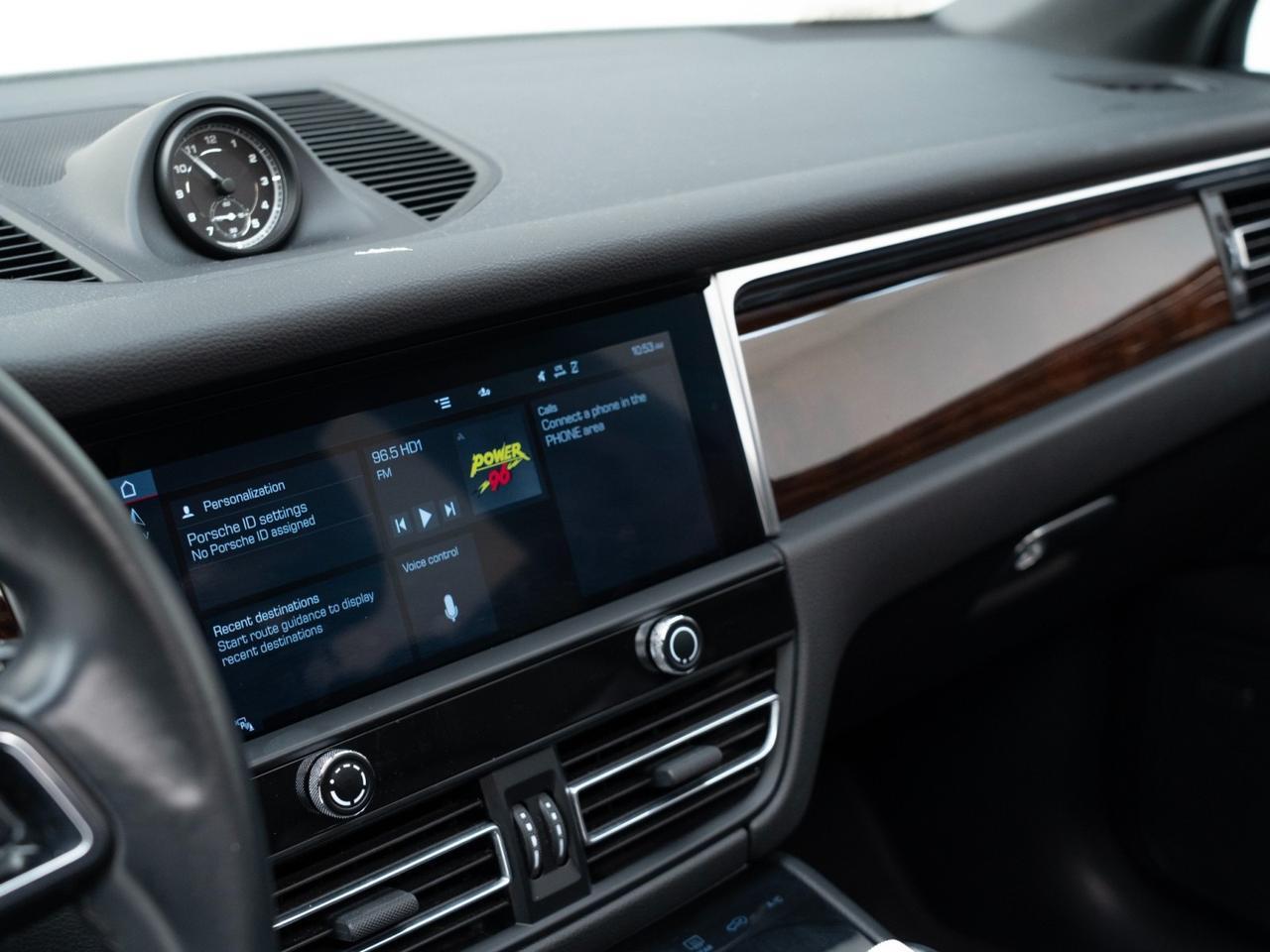 2022 Porsche Macan Pompano Beach FL