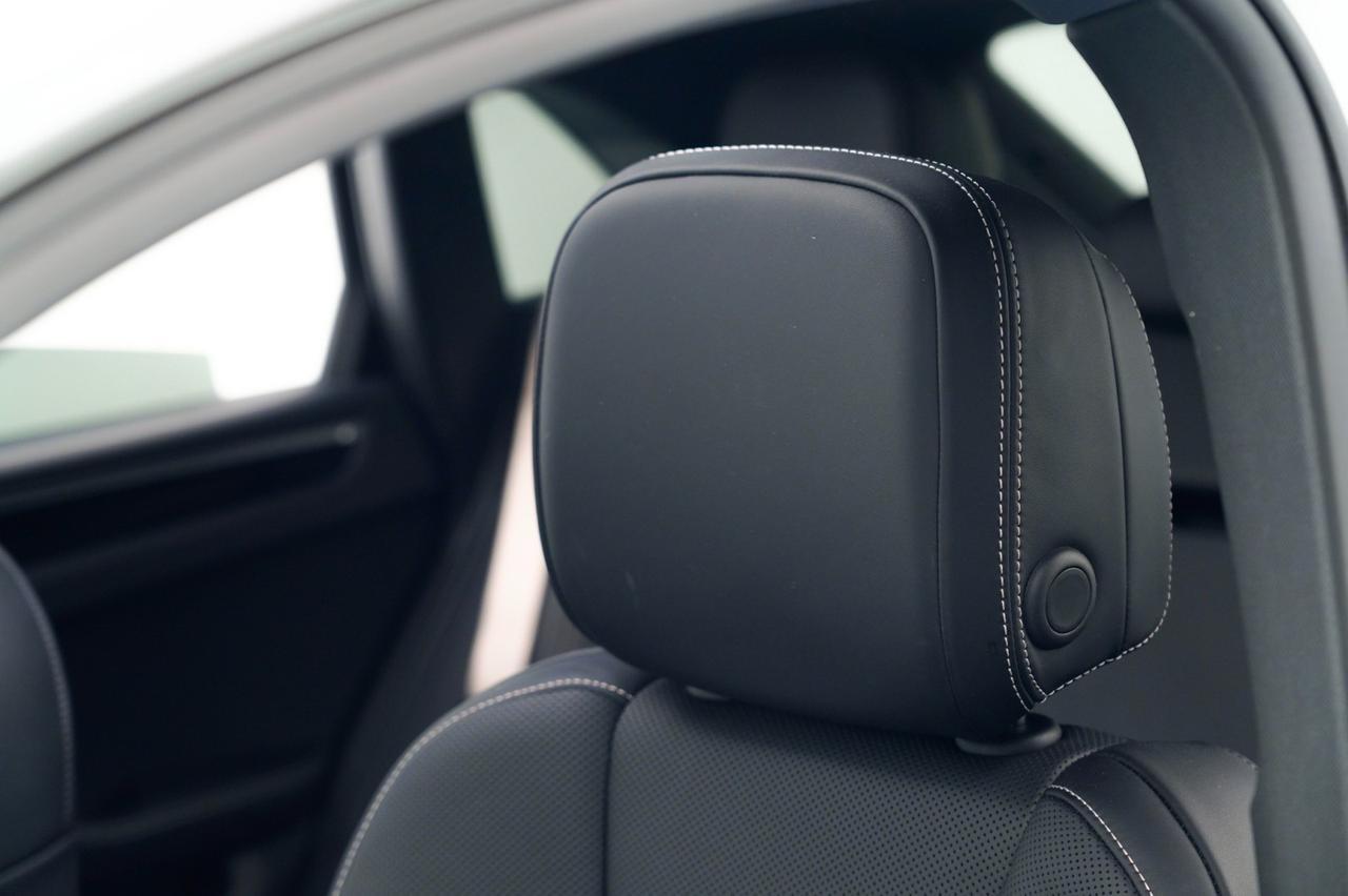 2022 Porsche Macan Pompano Beach FL