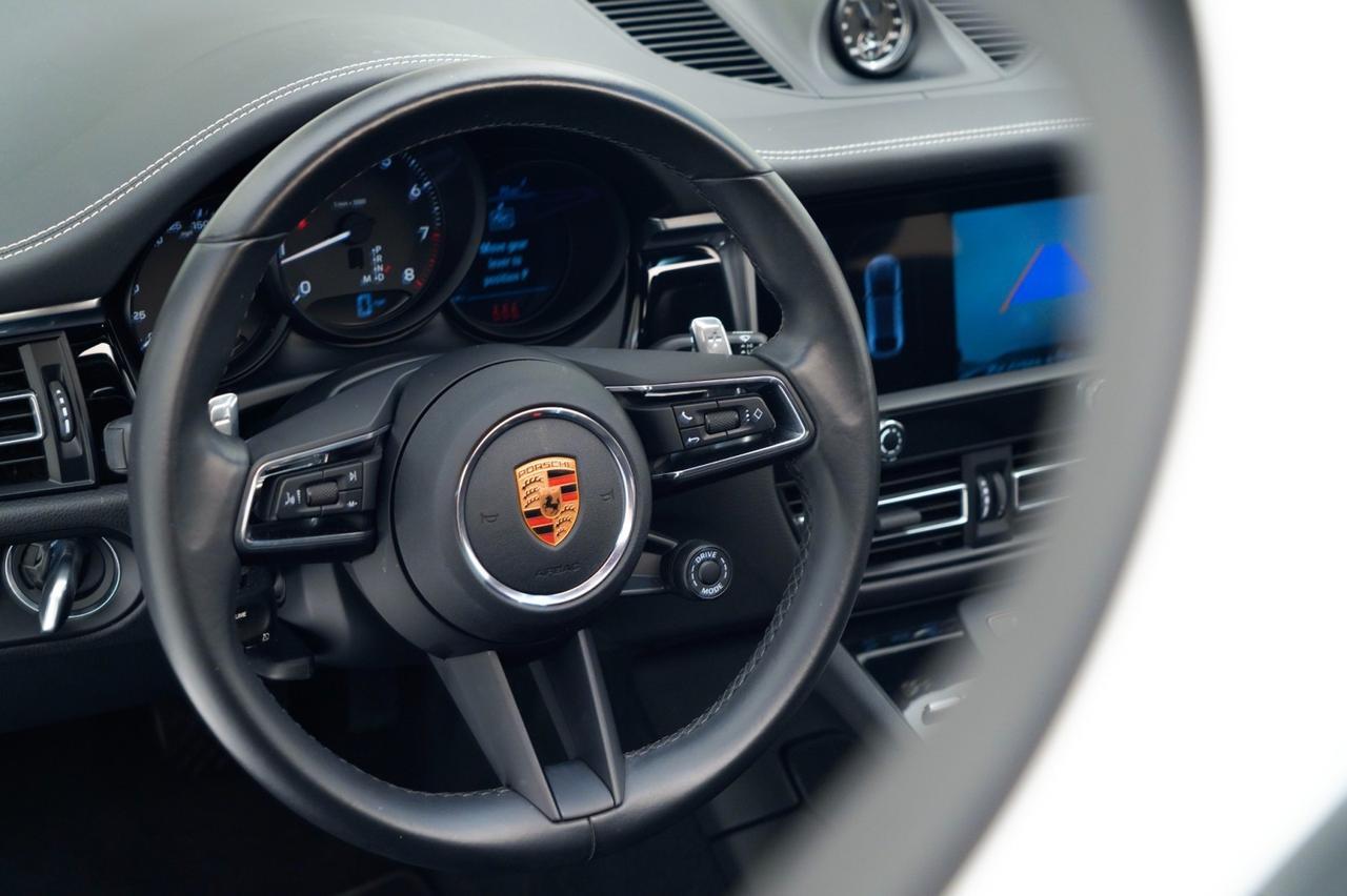 2022 Porsche Macan Pompano Beach FL