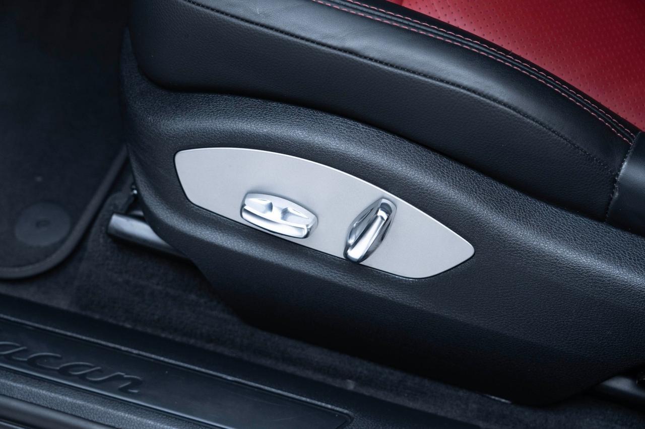 2022 Porsche Macan Pompano Beach FL