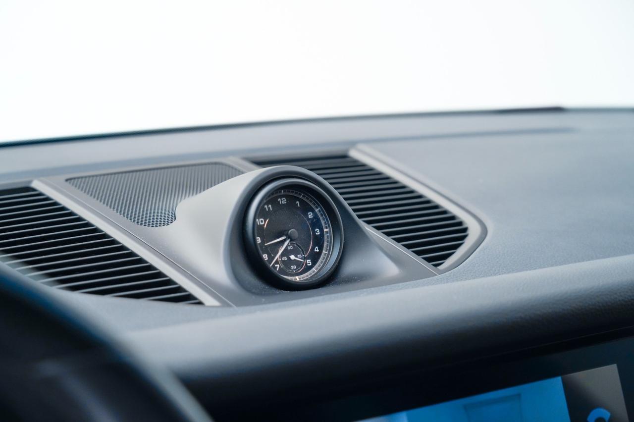 2022 Porsche Macan Pompano Beach FL