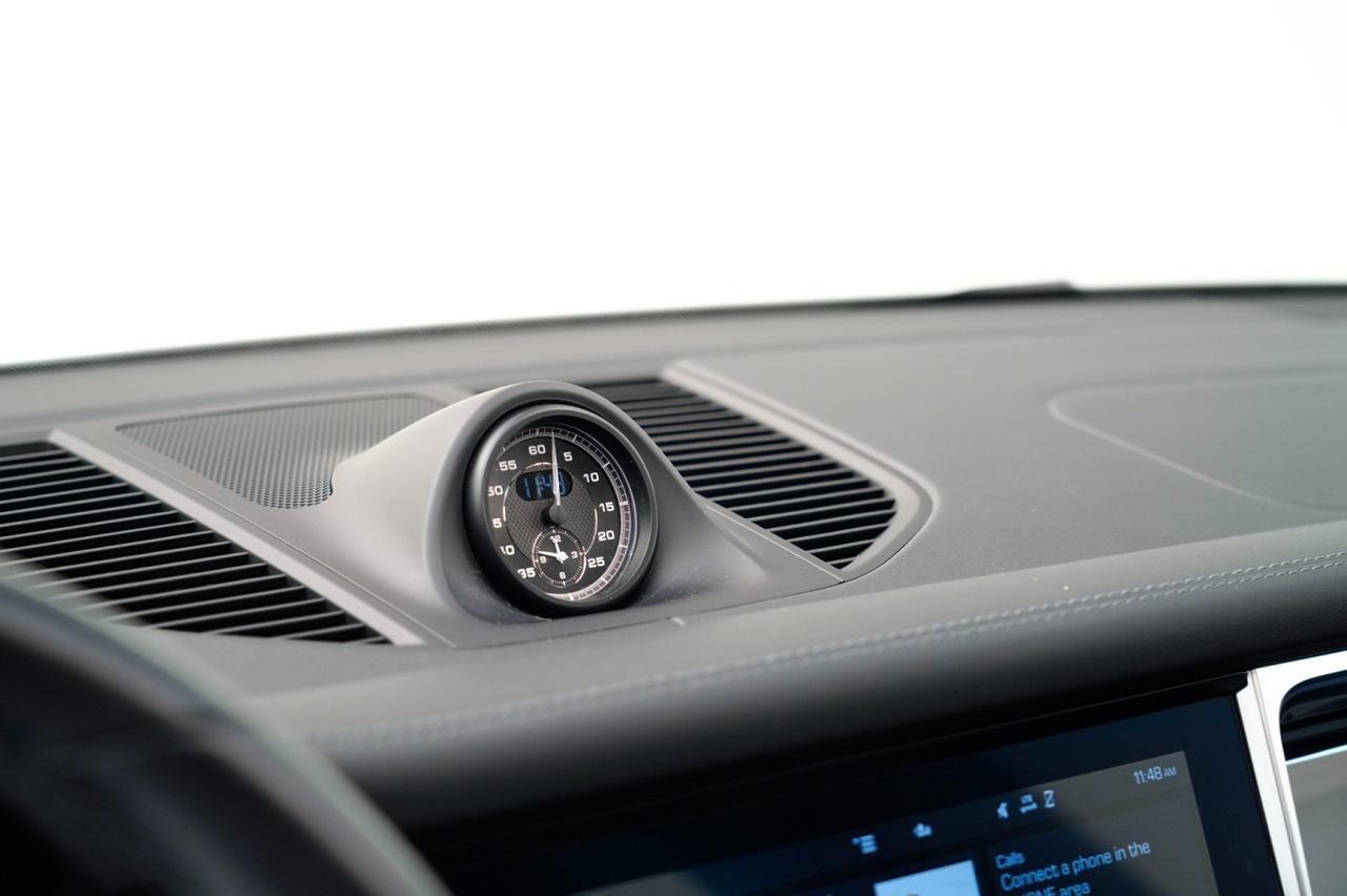 2022 Porsche Macan Pompano Beach FL