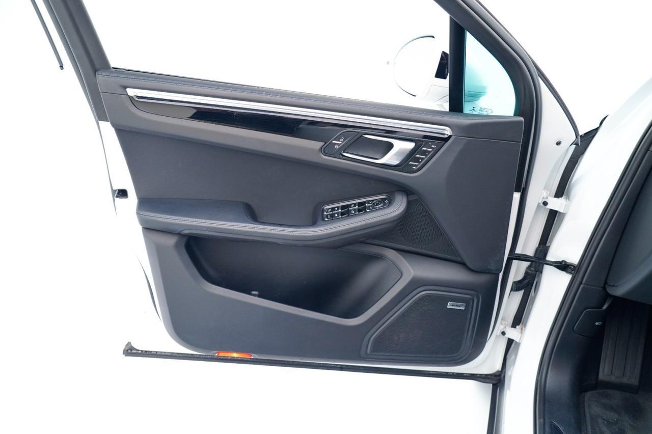 2022 Porsche Macan Pompano Beach FL