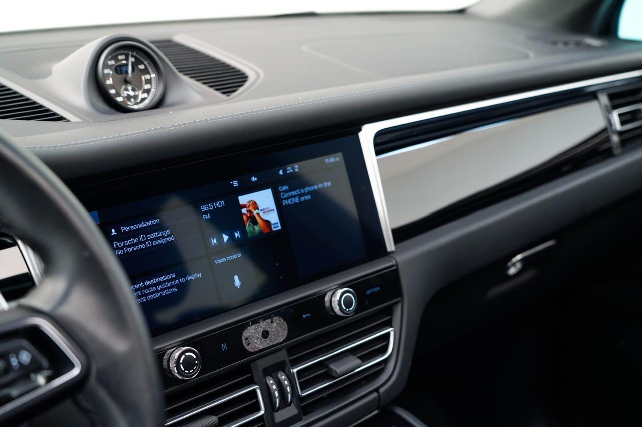 2022 Porsche Macan Pompano Beach FL