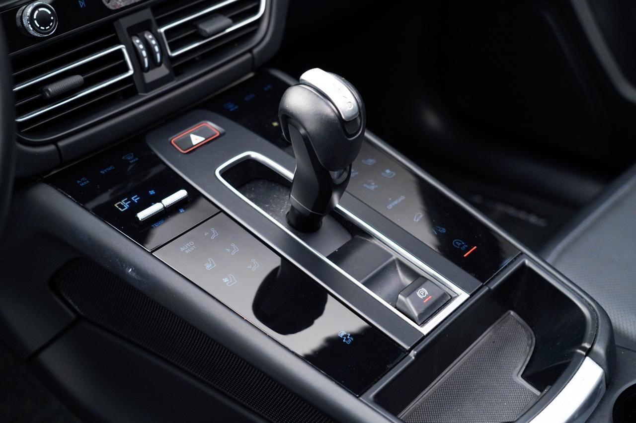 2022 Porsche Macan Pompano Beach FL