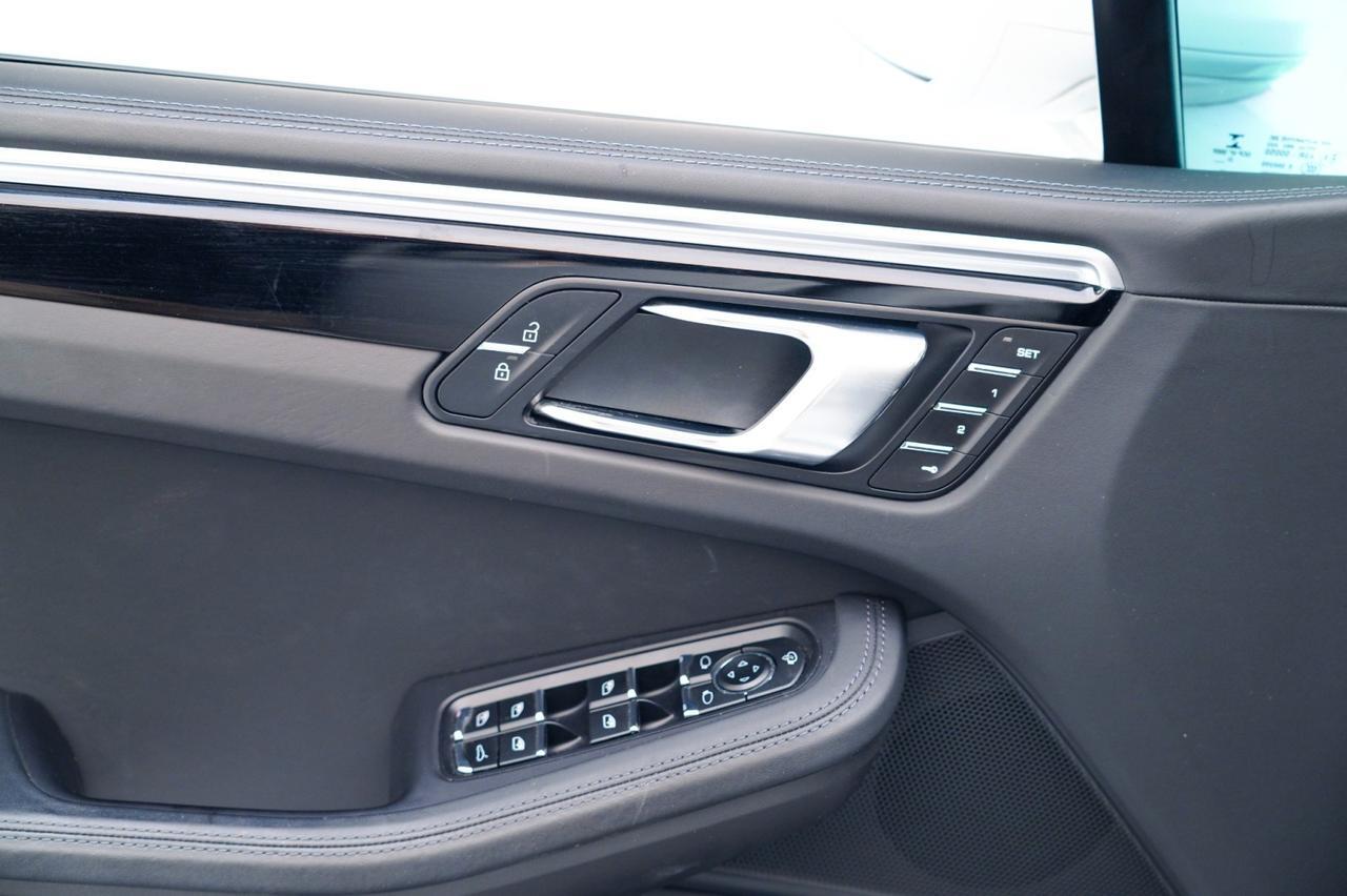 2022 Porsche Macan Pompano Beach FL