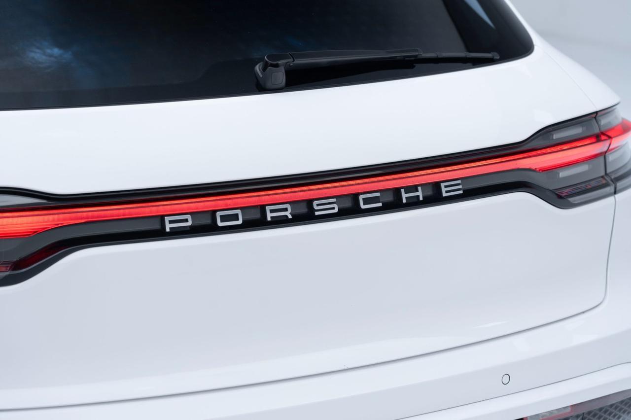 2022 Porsche Macan Pompano Beach FL