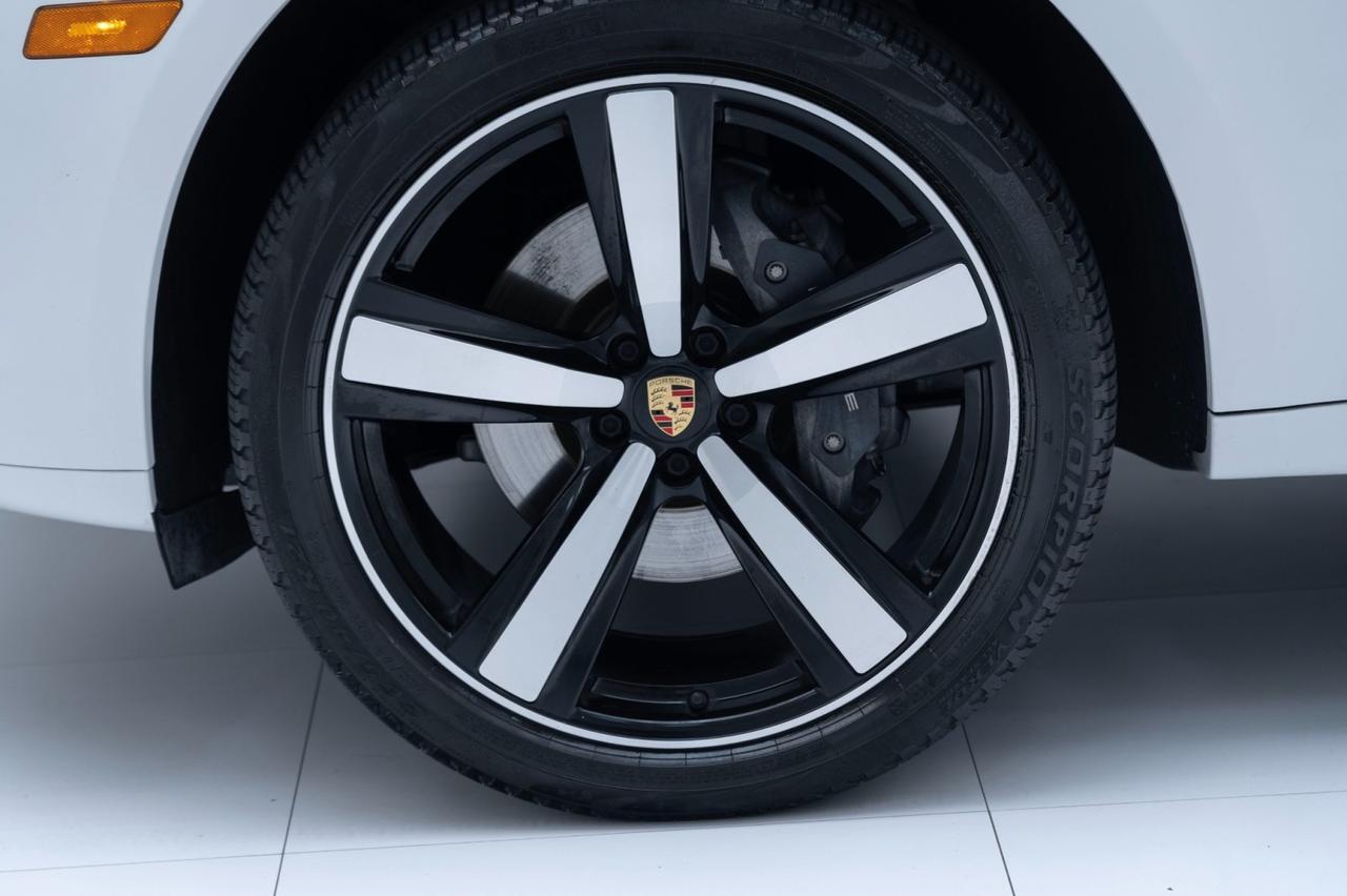 2022 Porsche Macan Pompano Beach FL