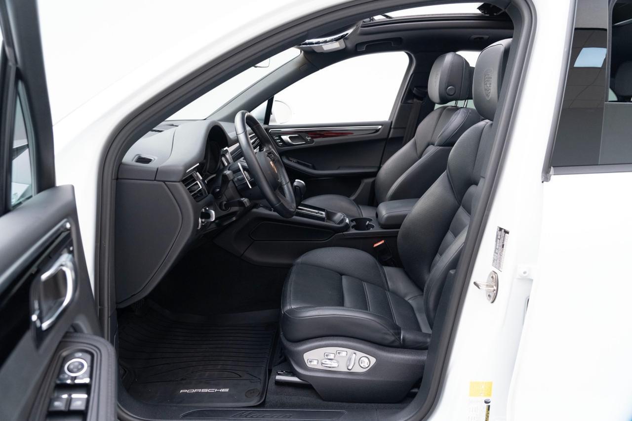 2022 Porsche Macan Pompano Beach FL