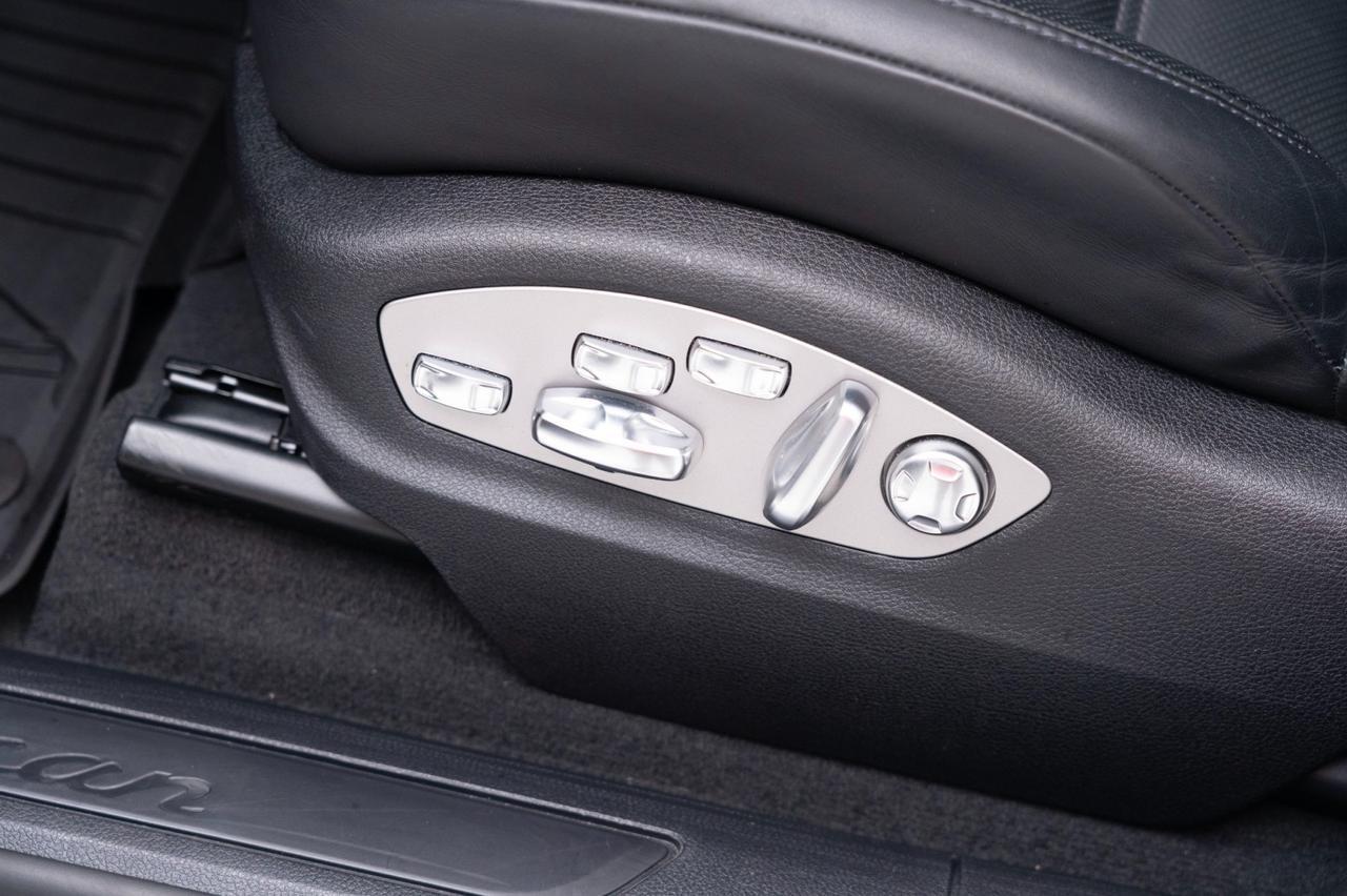 2022 Porsche Macan Pompano Beach FL
