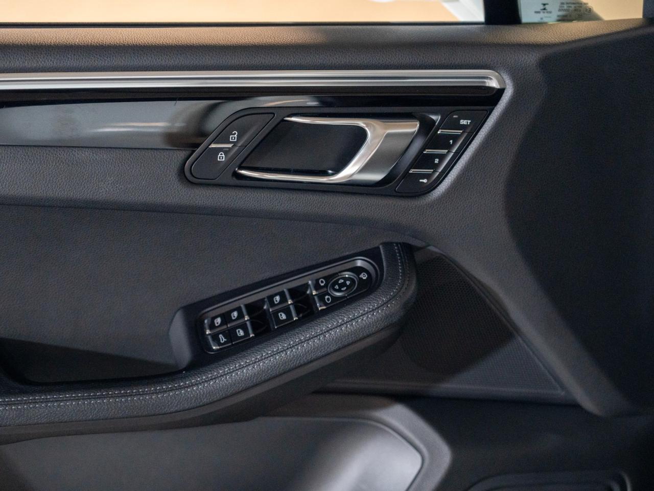 2022 Porsche Macan Pompano Beach FL
