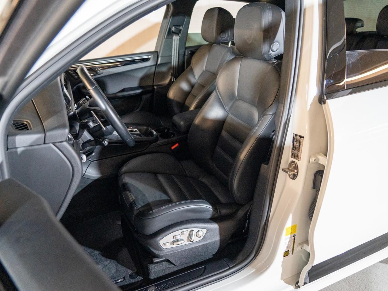 2022 Porsche Macan Pompano Beach FL