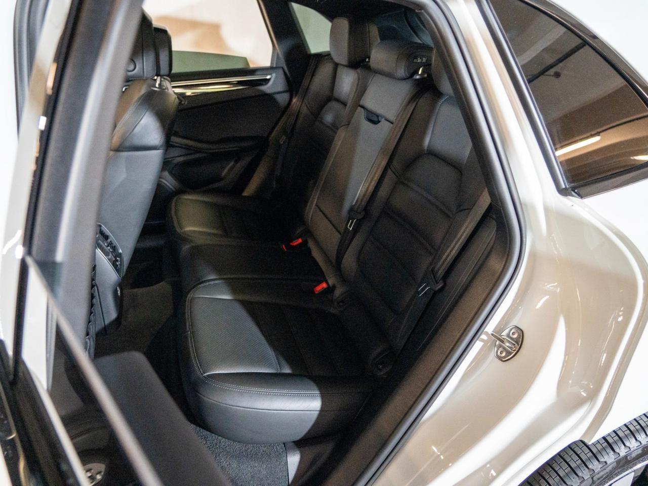 2022 Porsche Macan Pompano Beach FL