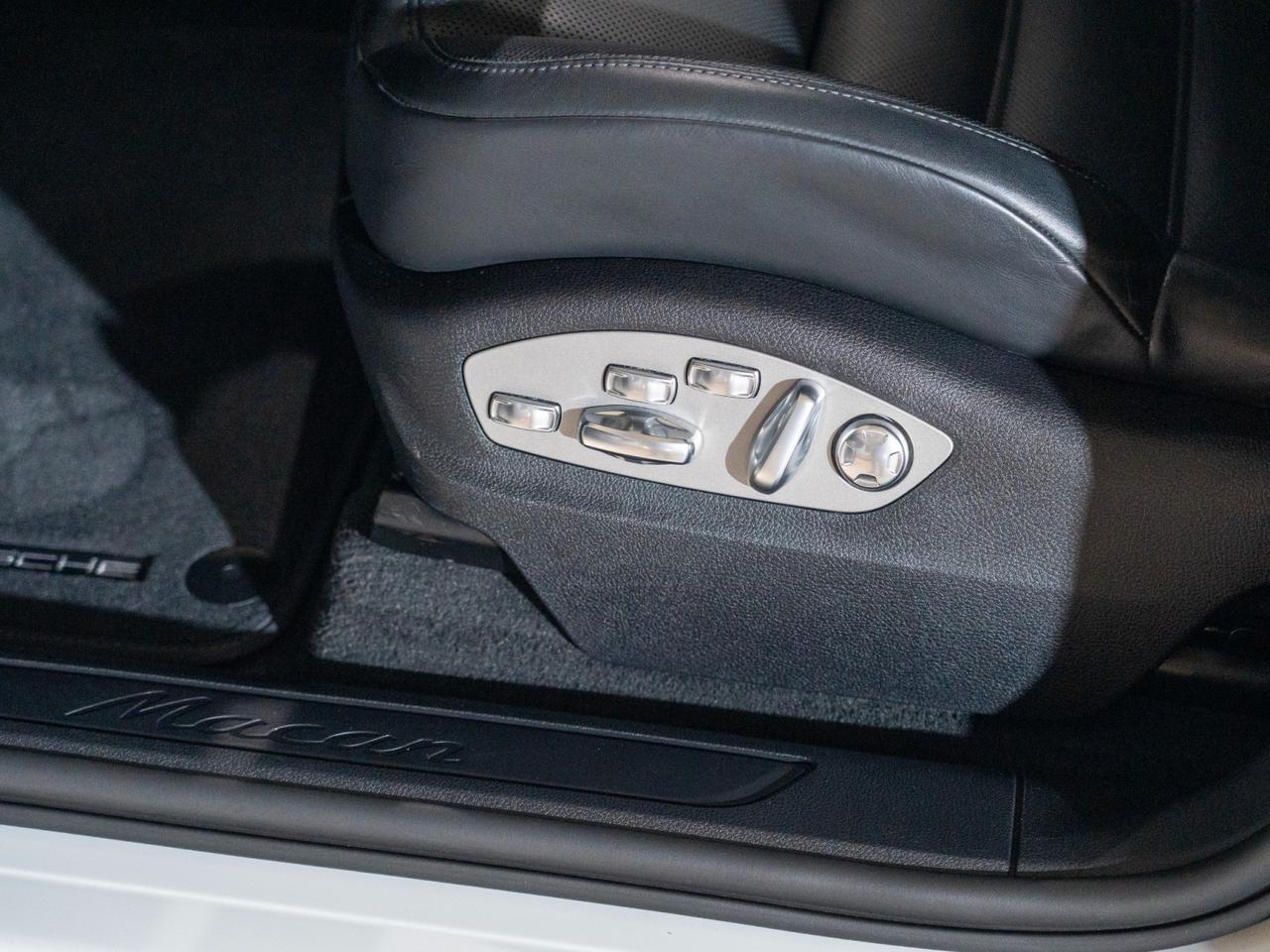 2022 Porsche Macan Pompano Beach FL