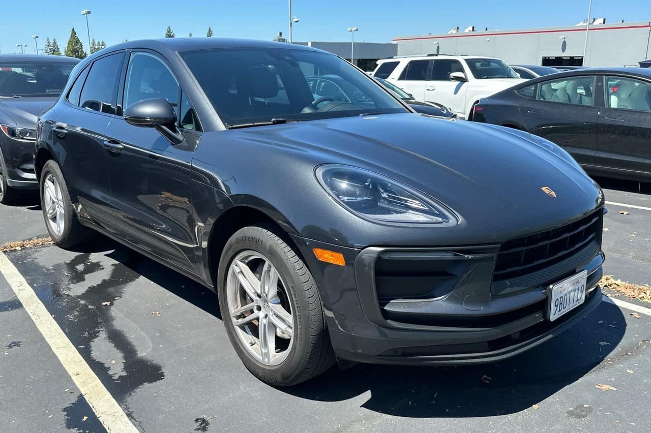 2022 Porsche Macan