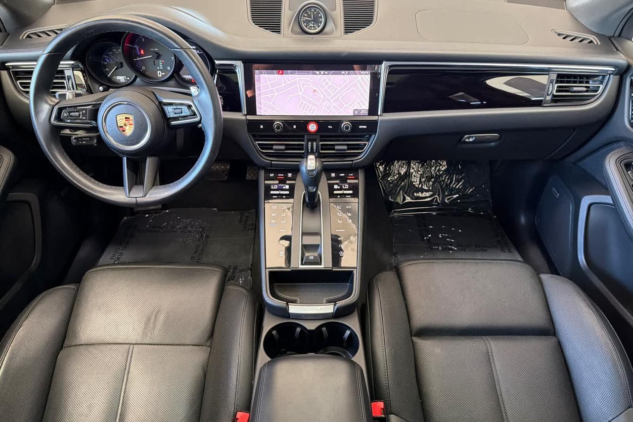 2022 Porsche Macan