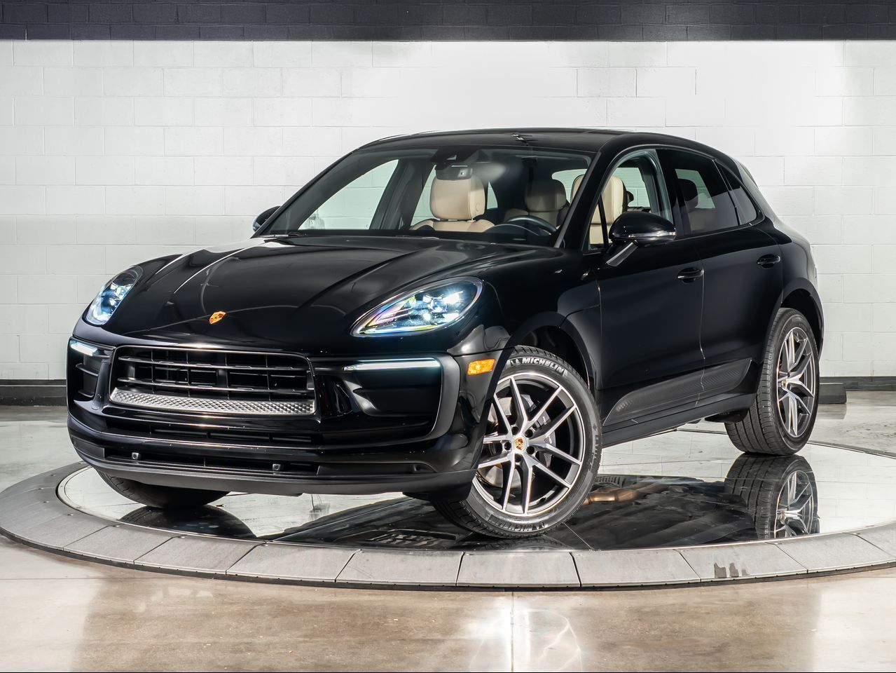 2022 Porsche Macan
