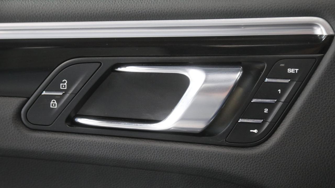 2022 Porsche Macan 13K IN OPTIONS Franklin TN
