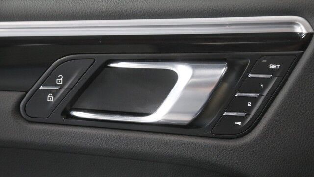 2022 Porsche Macan 13K IN OPTIONS Franklin TN