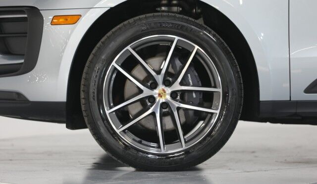 2022 Porsche Macan 13K IN OPTIONS Franklin TN