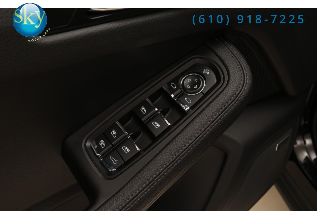 2022 Porsche Macan AWD West Chester PA