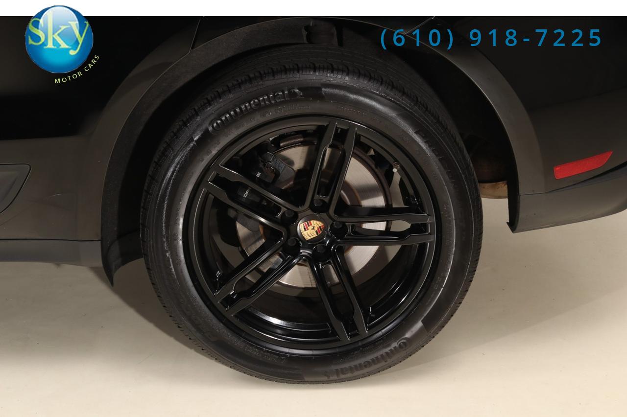 2022 Porsche Macan AWD West Chester PA
