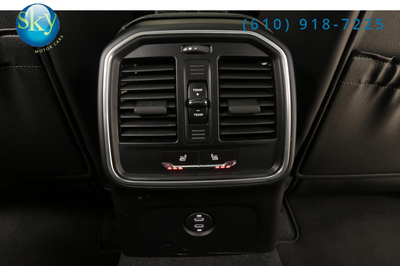 2022 Porsche Macan AWD West Chester PA