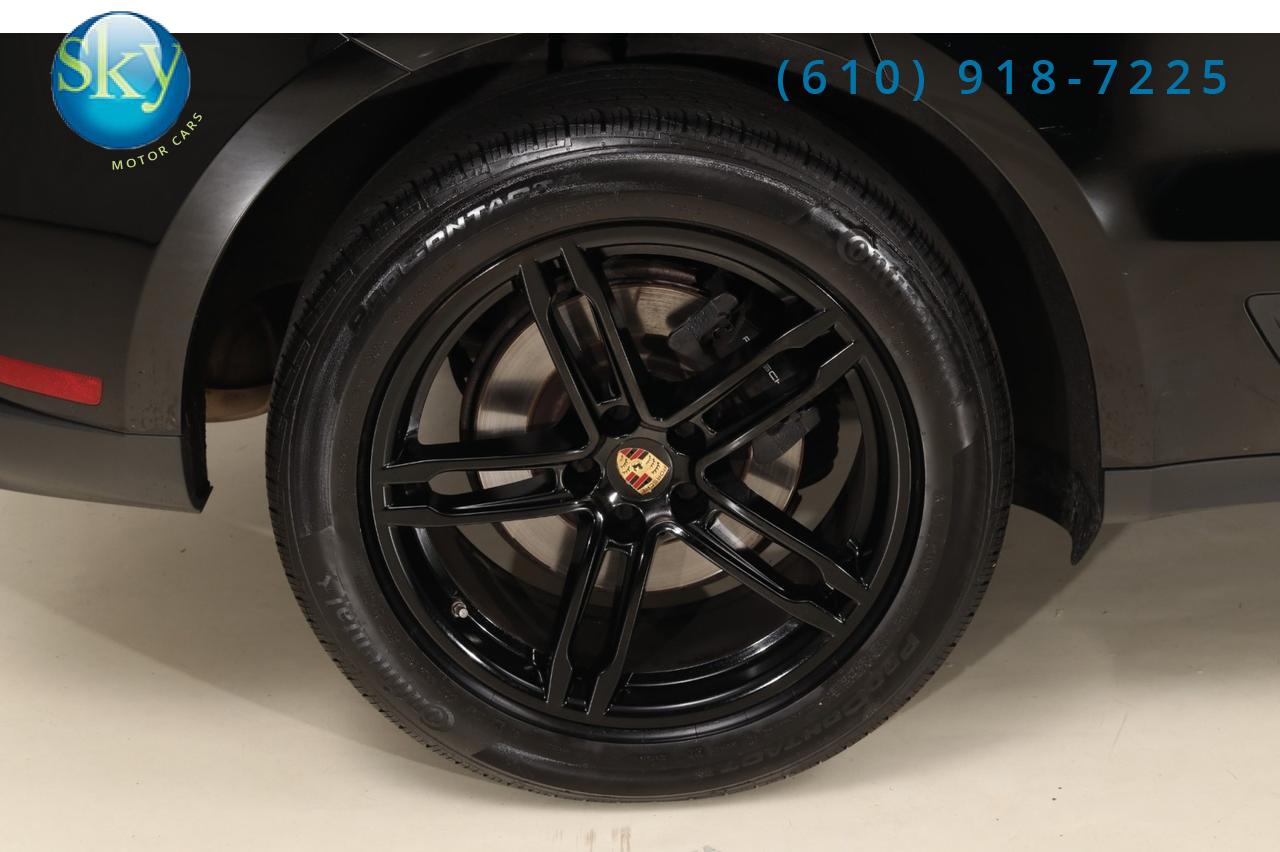 2022 Porsche Macan AWD West Chester PA