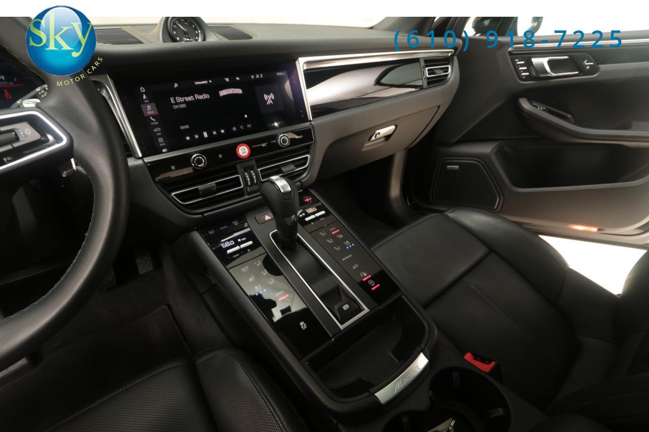 2022 Porsche Macan AWD West Chester PA