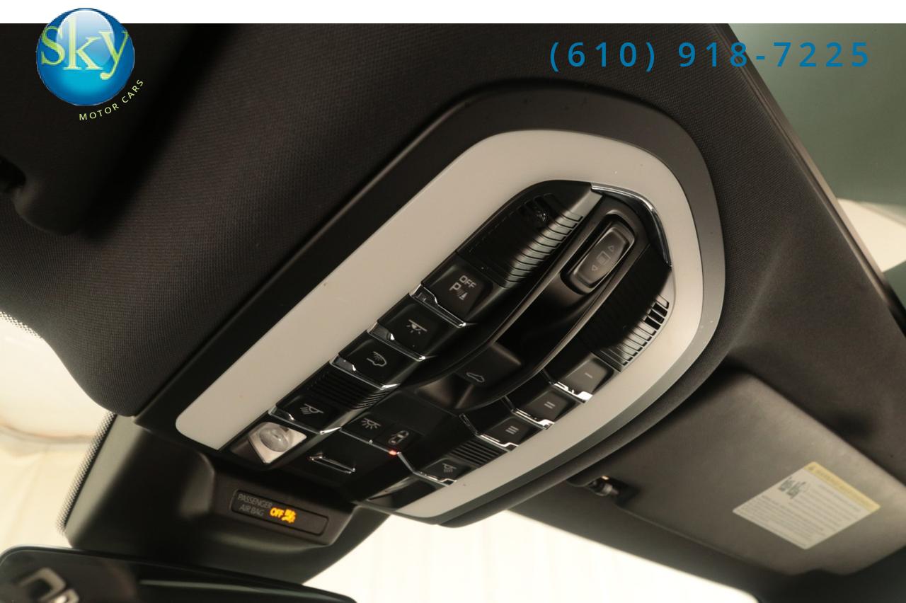 2022 Porsche Macan AWD West Chester PA