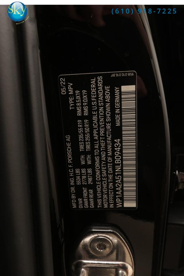 2022 Porsche Macan AWD West Chester PA