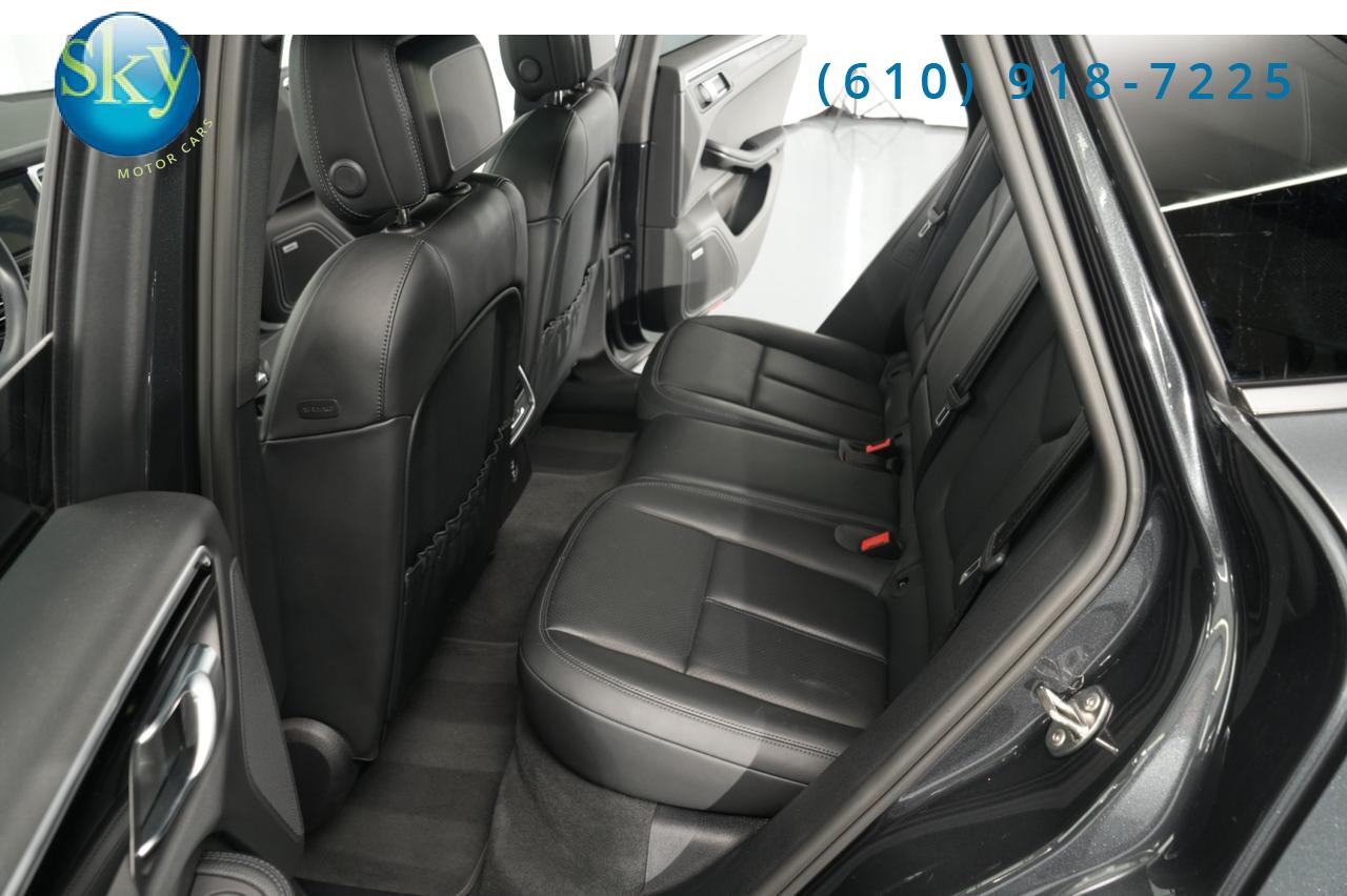 2022 Porsche Macan AWD West Chester PA