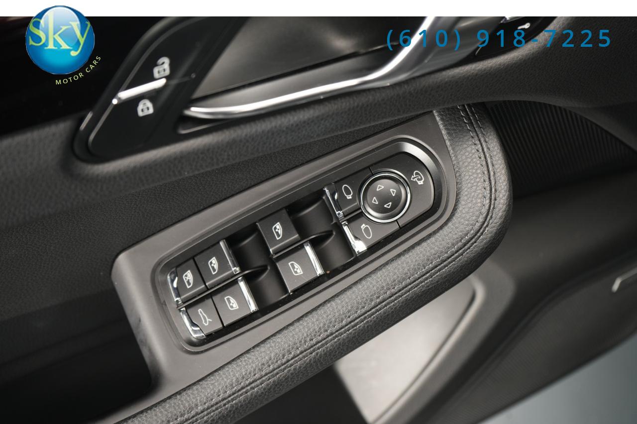 2022 Porsche Macan AWD West Chester PA
