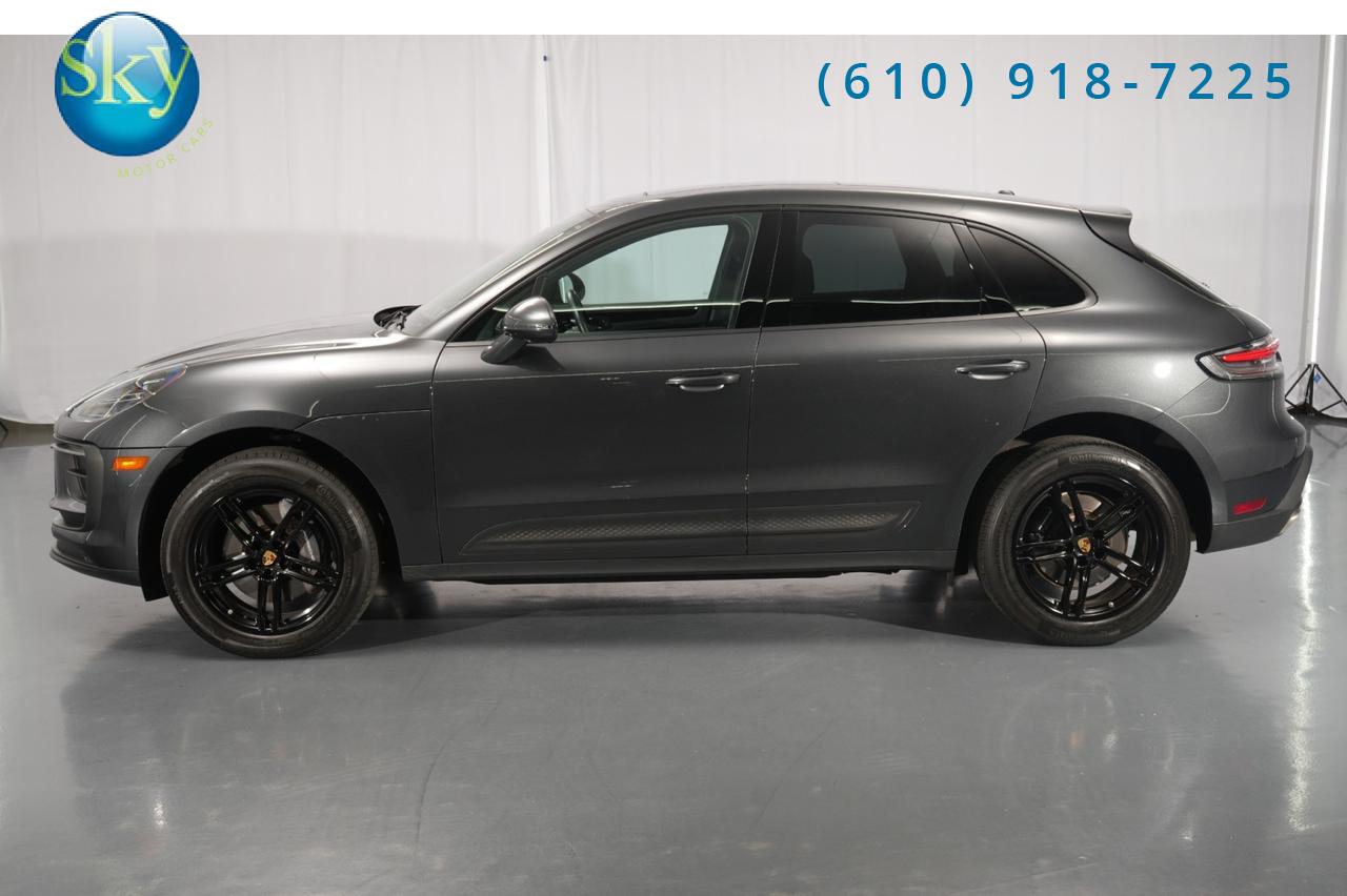 2022 Porsche Macan AWD
