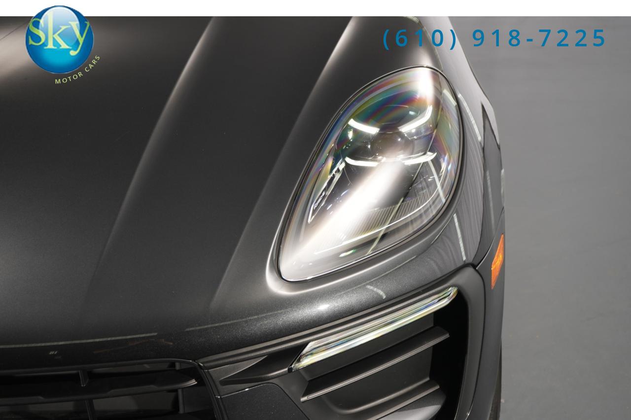 2022 Porsche Macan AWD West Chester PA