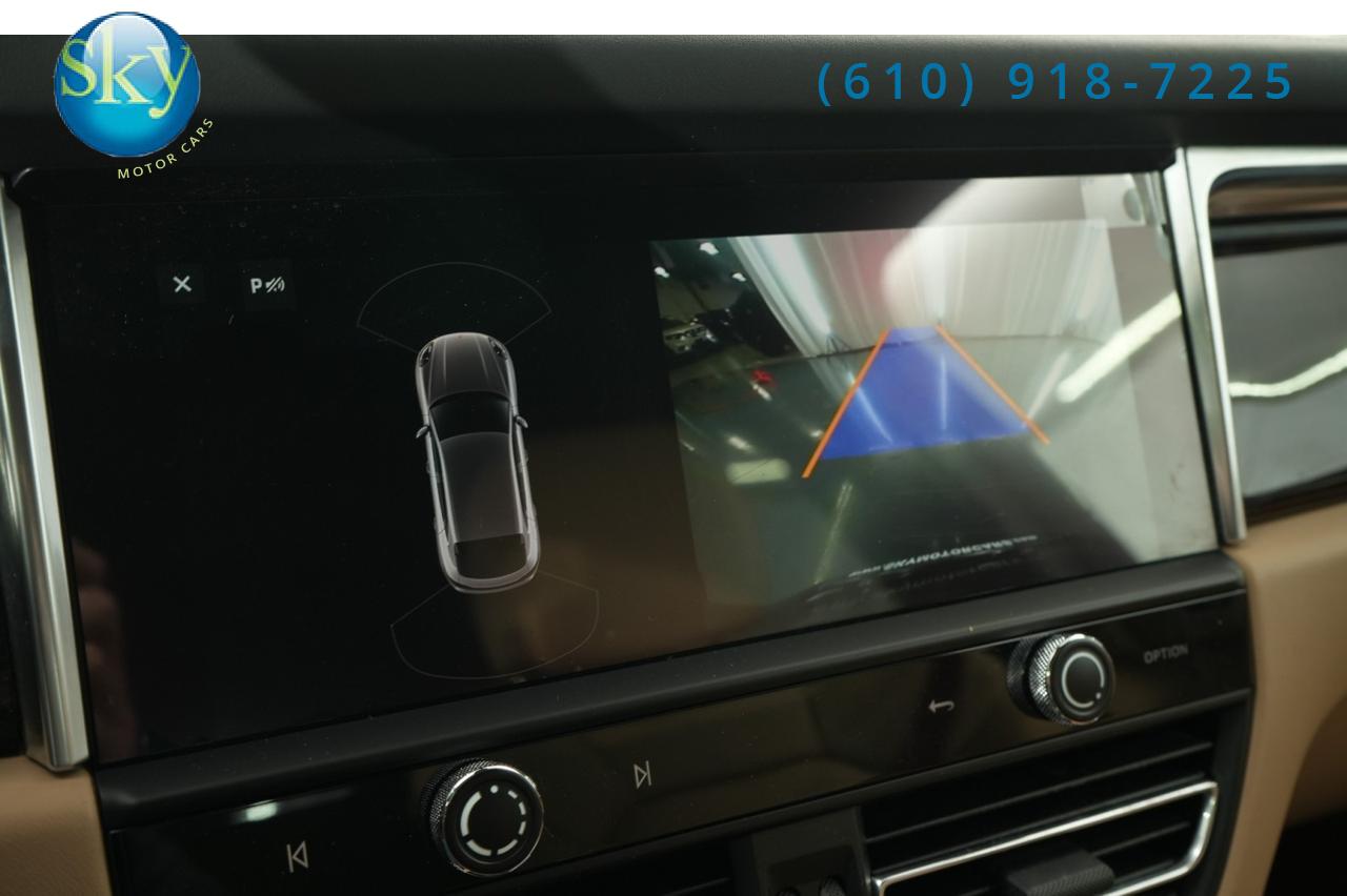 2022 Porsche Macan AWD S 1-Owner Bordeaux Seatbelts & Guages West Chester PA