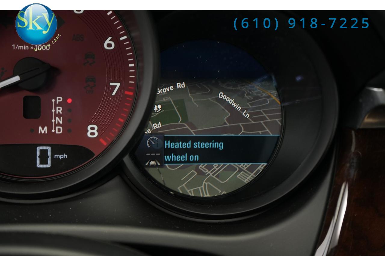 2022 Porsche Macan AWD S 1-Owner Bordeaux Seatbelts & Guages West Chester PA